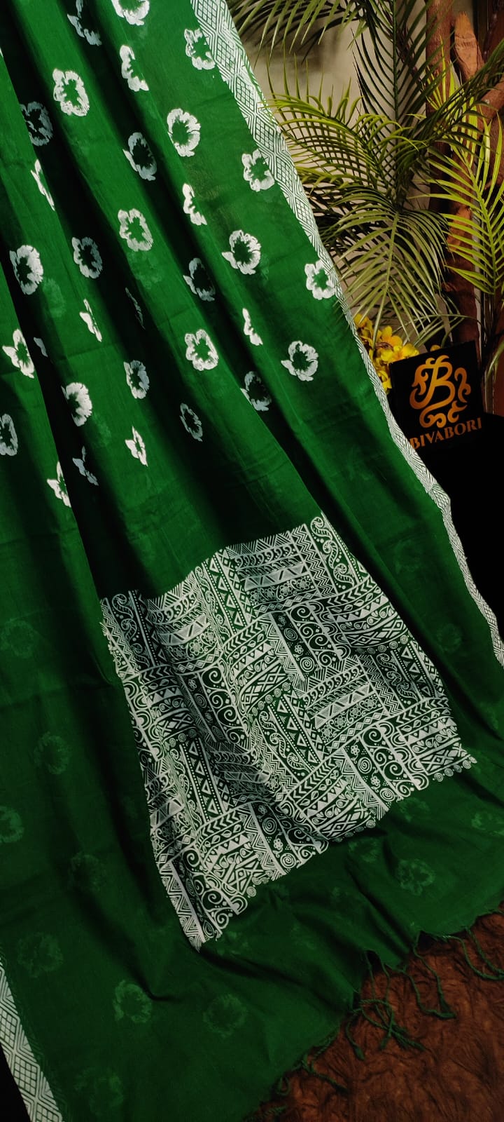 Cotton Screen Printed Saree – Green