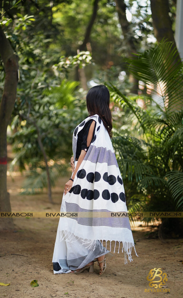 Pure Cotton Screen Printed Saree – White & Black